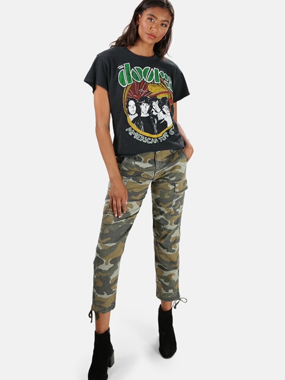 Mother Denim The Sir, Yes Sir Camo Cargo Pants in Finding Strength Wash Size 28